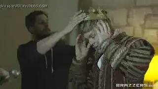 خصية معلقة