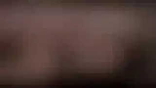 خيال الشاطئ الآسيوي: عرض تعري واستمناء