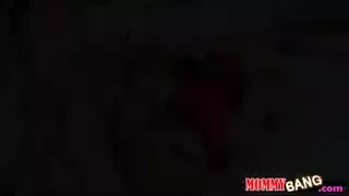 لسان الأخ غير الشقيق يوصل زوجة الأب لهزة صباحية