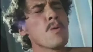 ثلاثية مثلية جامحة مع صديقات مقربات