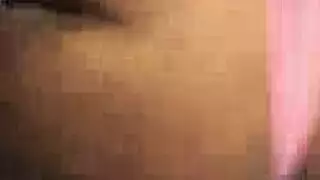 ثلاثة والدين في سرير واحد