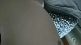 الرجل الناضج الذي يمارس الجنس معها بالسلطة