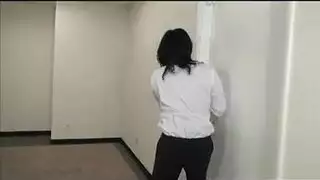 سر أفلام الجليسة الشقراء مع الجار الوسيم