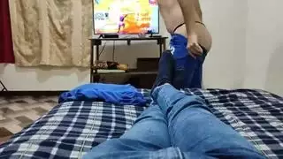 إباحية عراقية غير متوقفة: مهبل سيدة محرومة يُضرَب بقوة