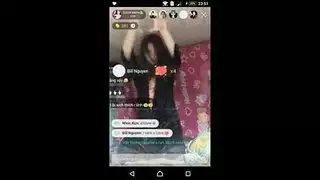 الاخت تذهب لأخيها ليعلمها ممارسة السكس