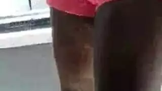 مايا مورينا تقبل بقذارة فيحملق حبيبها المتحمس لحسها نظيفاً