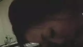 أخذها العيراقي الى الفندق