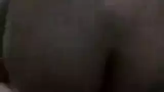 جلسة لمس وحلق للخادمة الهواة – مشهد إباحي صريح