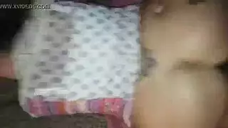 اجنبي طويلة سوداء طيز وسطانية
