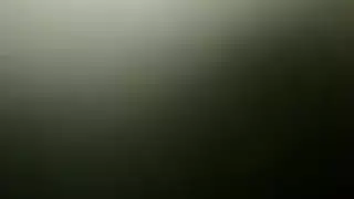 شقراء ذات أثداء كبيرة في فعل عاري منفرد