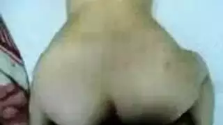 سكس كويتيه قحبه تلعب في كسها لما تحيب