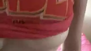 متعة فموية متبادلة بين شابين بالغين متحمسين