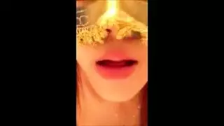 بورن صريح لمراهقة آسيوية شعر مجعد، عارية، وتستمني بشدة