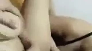 بنات يبوسو بتض