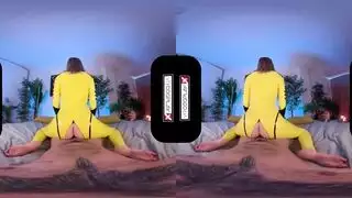 فتاة ضيقة تأخذ قضيب كبير بسهولة