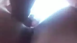 الغنائم يهز أمي بصاق