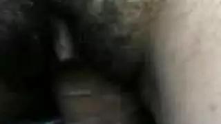 زوجة سودانية ساخنة تتوسل للجنس الشرقي وتتحمله كله