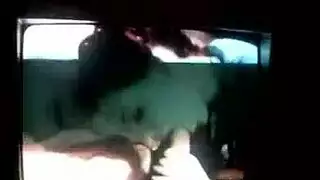 عقوبةطالبةبزبين