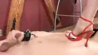بيديه إس إم مكثف مع سيدة روسية وعبدها