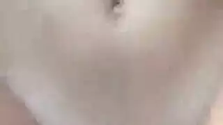 المراهقة المشاغبة تُنكح بعمق من قبل رجلها السري