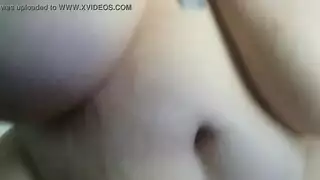 جلسة ركوب قضيب اصطناعي مكثفة لزوجة هاوية