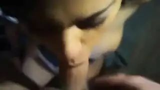 شقراء ساخنة تصل للهزة: فيديو إباحي للاستمناء والإيلاج بالألعاب