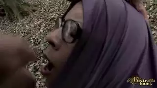 نيك سري في البرية مع فتاة حجابية شقية