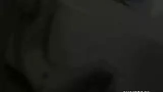 شابة مغرومة بالبلع العميق والجنس الشرجي الصعب