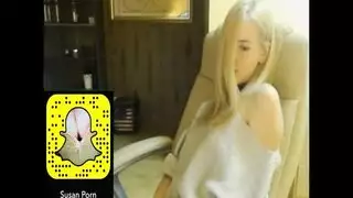 عاهرة مراهقة أمريكية تحب الجنس الجماعي على سناب