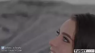 رحلة عمل جنسية صعبة: لانا تبتلع كل السائل المنوي في لوس أنجلوس الجزء الرابع