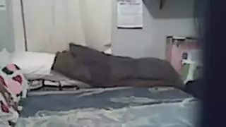 عاشق مصري يمارس الجنس بعنف مع عشيقته الخجولة في مشهد إباحي صريح