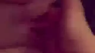 إباحية عربية: لحس حميمي وتدليك يؤدي إلى نهاية ناضحة هائلة