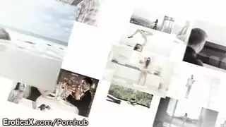 مشتهية الشهرة الإباحية مغمورة في السائل الساخن