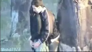 تجميع لمراهقين عرب ينكّون في العراء