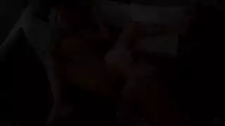 عاهرات الحي: جماع جماعي قوي مجاني