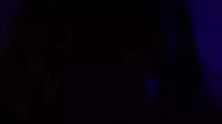 الأخت المنحرفة لا تتوقف من هز طيزها