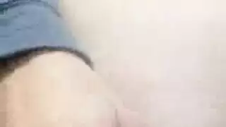 أجساد الطالبات جنس قوي في السكن الجامعي