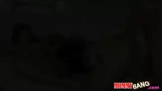 زوجة اخي تريد افرك ضهرها