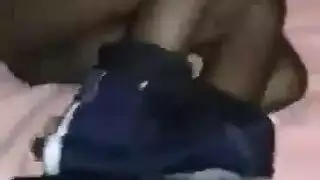 فتاة مثقوبة وموشومة تمتلئ بقضيب أسود في إباحية صريحة