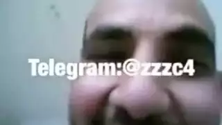 حبيبة شرق أوسطية تمارس جنس فموي حميمي مع أنين صاخب