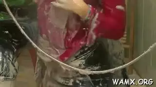 غنيمة مسروقة، قبائل مسروقة: فانتازيا إباحية سحاقية