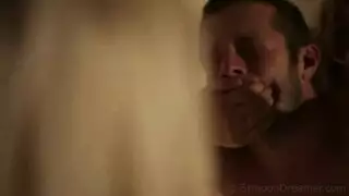 بنت تنيك حبيبها بزبر بلاستيك