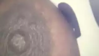 تدليك شهواني يتحول إلى مشهد إيلاج مزدوج
