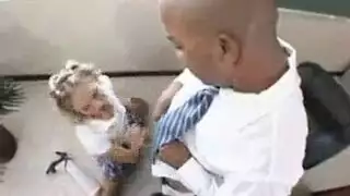 جماع عائلي محرم تمديد فرجها الصغير