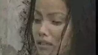 قيود الحب: فيلم إباحية في إطار رومانسية السجن