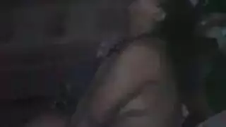 فتاة سودانية جامحة تحب الوضعية الخلفية الخشنة