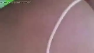 عاهرة مغربية مثارة تتوسل من أجل تلبيس كس قاسي