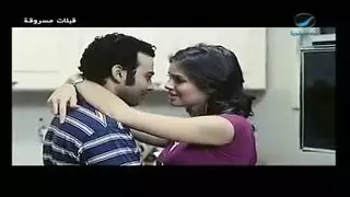 ‎قبلات عاطفية تؤدي إلى جنس هاردكور