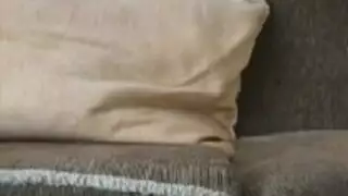 زوجان تركييان يمارسان الجنس العنيف: الزوج يصور جلسة نيك قاسية لزوجته