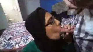 نبك مغربية محجبة